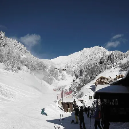 Résidence Les Primevères - Pour 4 Personnes 193339 La Plagne